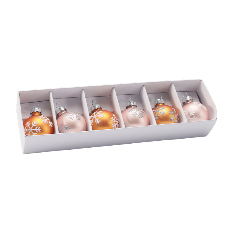 Ensemble de boules de Noël en verre de qualité supérieure.