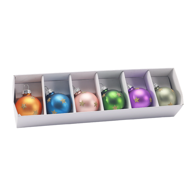 Ensemble de boules de Noël en verre de qualité supérieure.